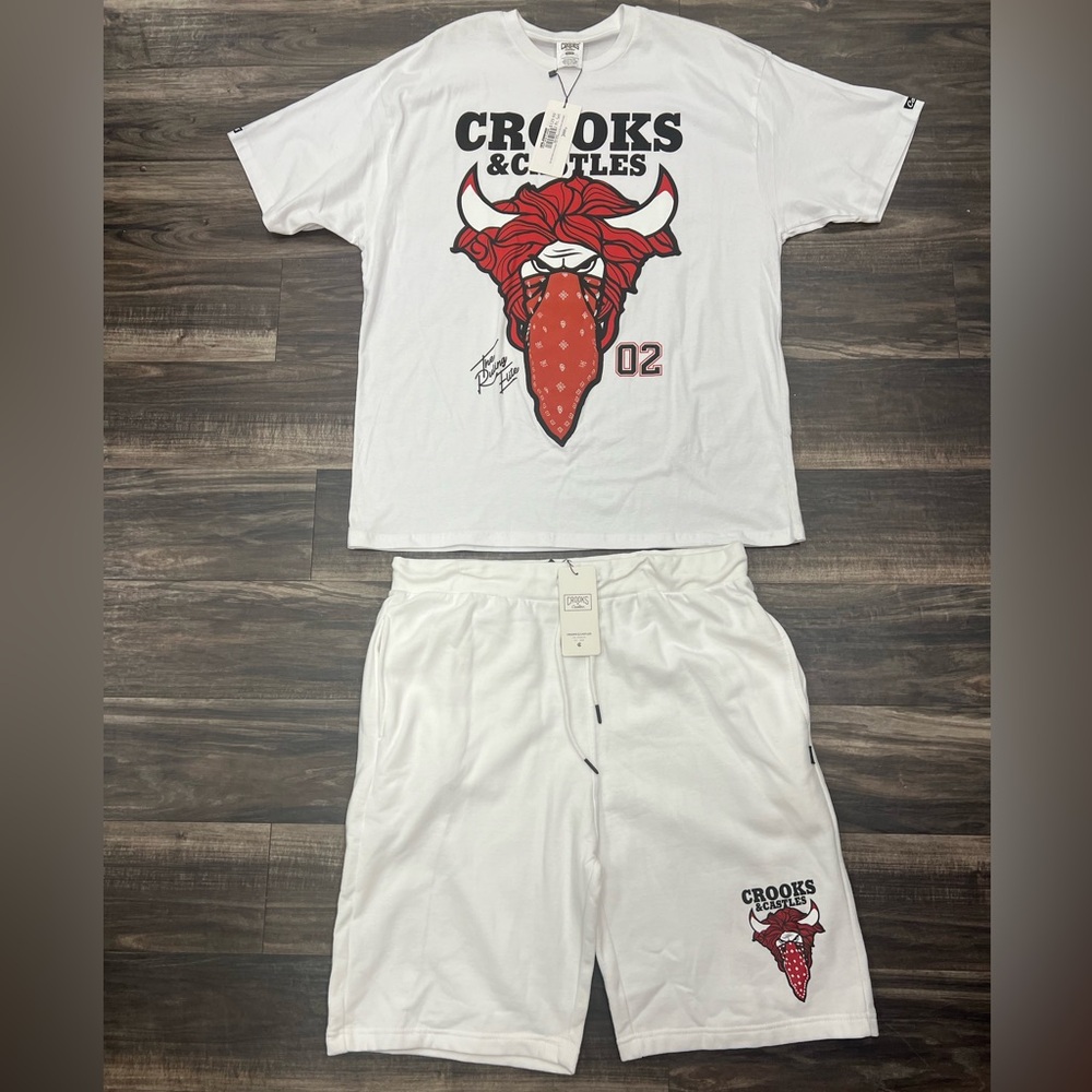 Crooks & Castles White Set with Red Bull Graphic